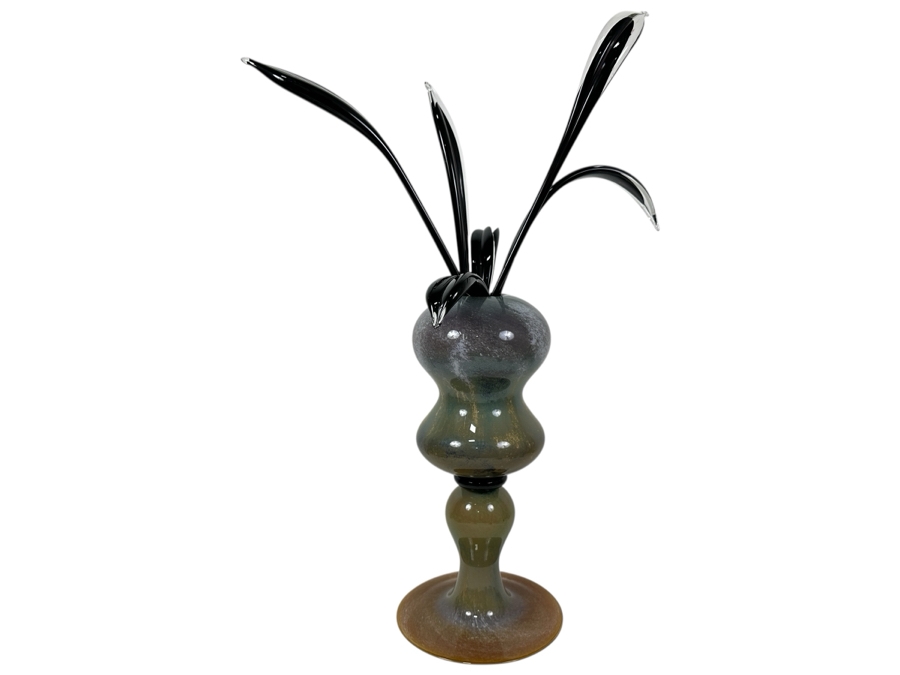 Art Glass Vase With Art Glass Flowers Unsigned 31'H