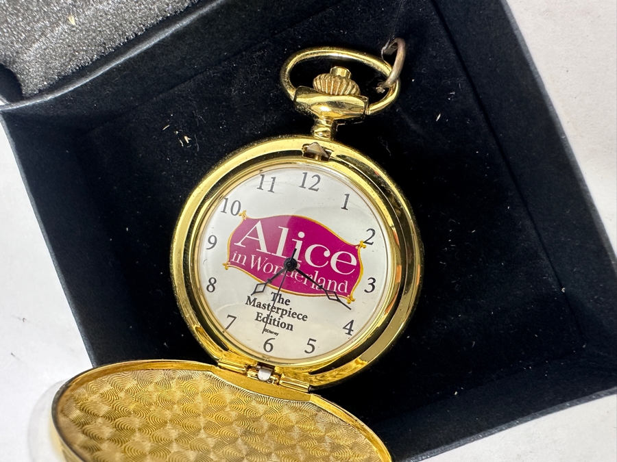 New Disney's Alice In Wonderland The Masterpiece Edition Promotional Pocket Watch With Box [Photo 3]