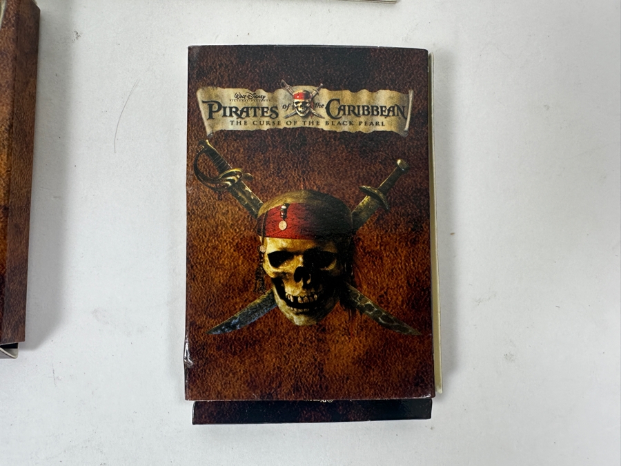 Pirates Of The Caribbean Dead Man's Chest Collectible Film Images And (2) Pirates Of The Caribbean The Curse Of The Black Pearl Keychains [Photo 7]