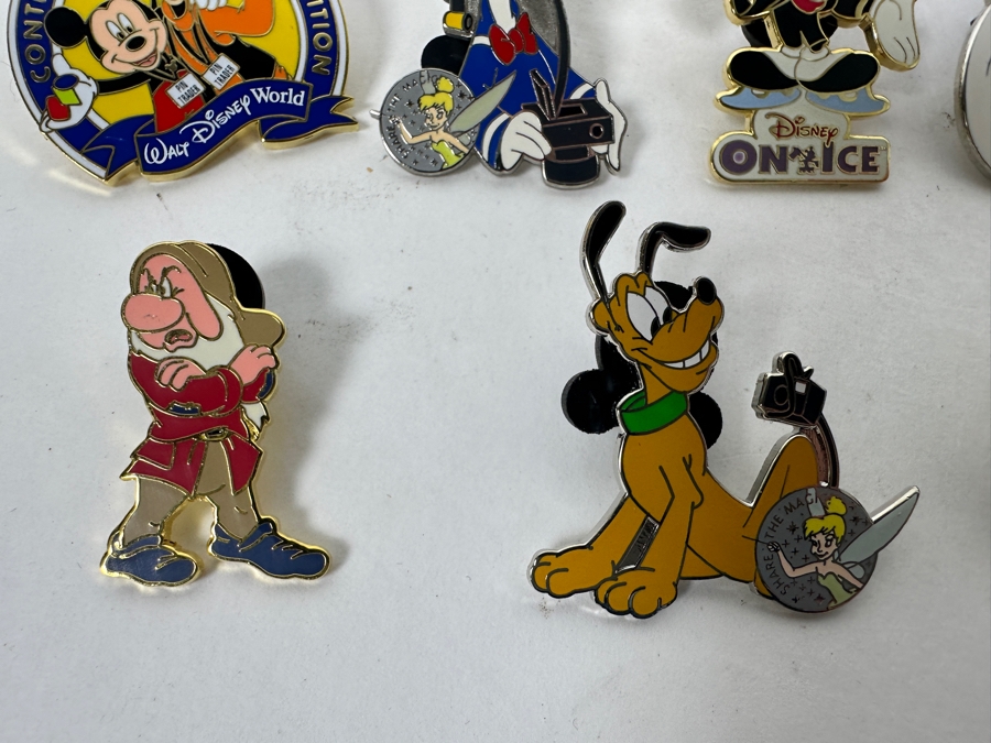Collection Of (13) Vintage Disney Trading Pins [Photo 7]
