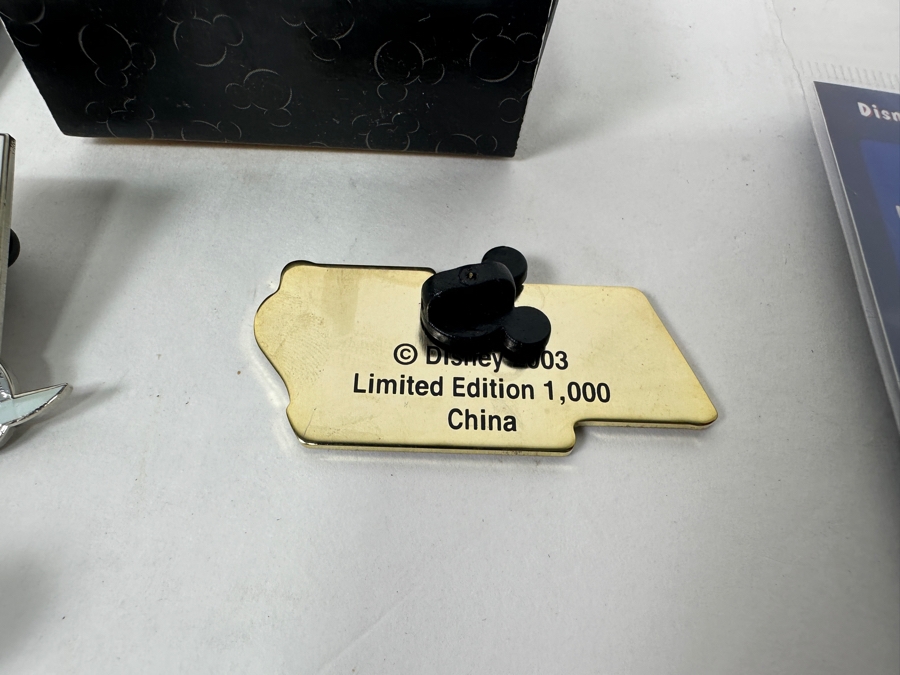 Collection Of (13) Vintage Disney Trading Pins [Photo 14]