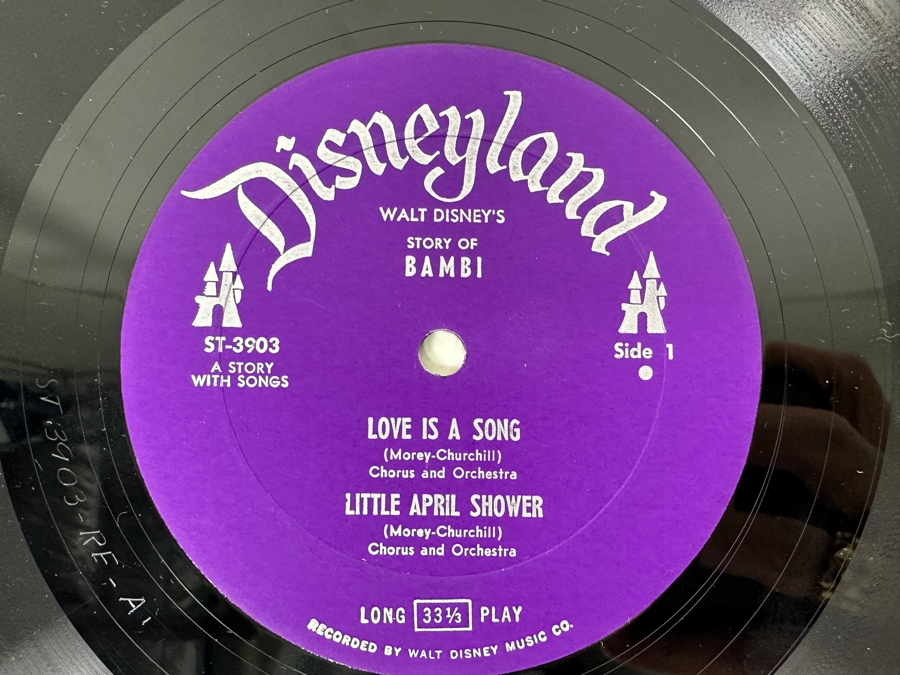 Vintage 1969 Walt Disney's Bambi Disneyland Vinyl Record With Illustrated Book ST 3903 [Photo 14]
