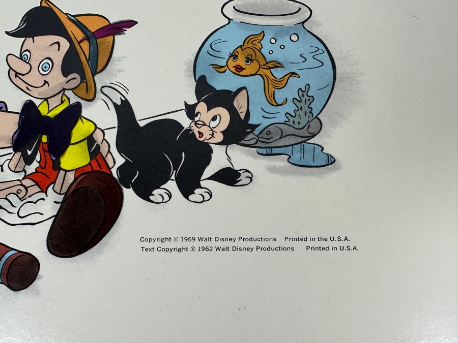 Vintage 1969 Walt Disney's Pinocchio Disneyland Vinyl Record With Illustrated Book ST 3905 [Photo 3]