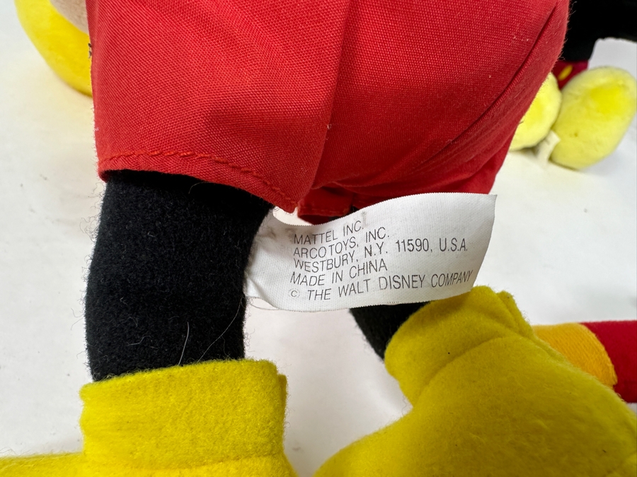 (4) Walt Disney Mickey Mouse Plush Toys [Photo 8]