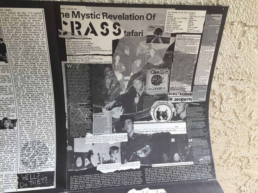 Crass ‎- The Feeding Of The Five Thousand - Crass Records ‎- 621984 [Photo 12]