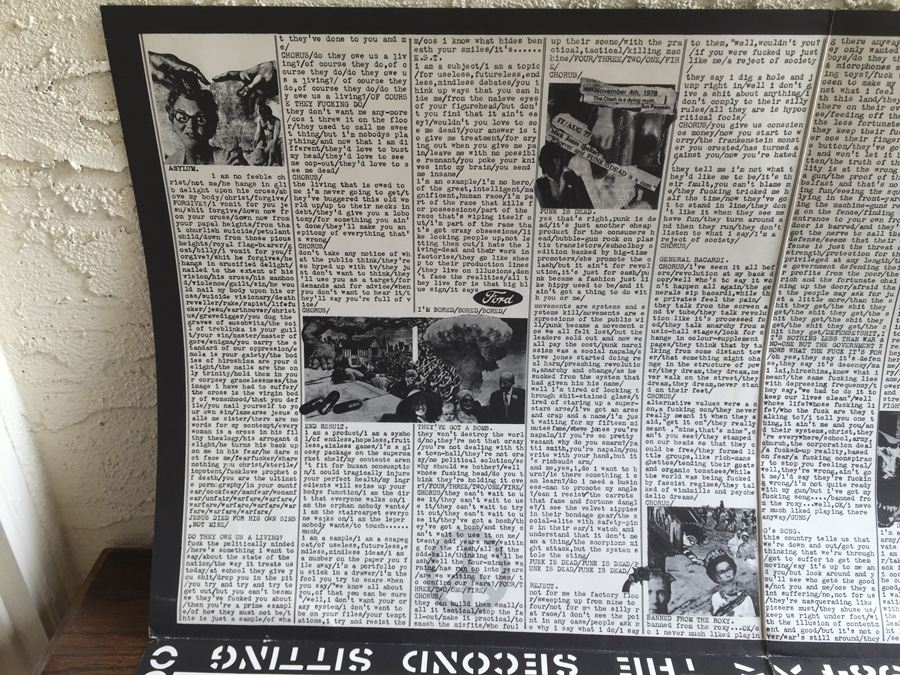 Crass ‎- The Feeding Of The Five Thousand - Crass Records ‎- 621984 [Photo 10]