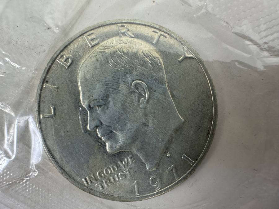 Pair Of Uncirculated 1971 S Eisenhower Silver Dollars [Photo 2]