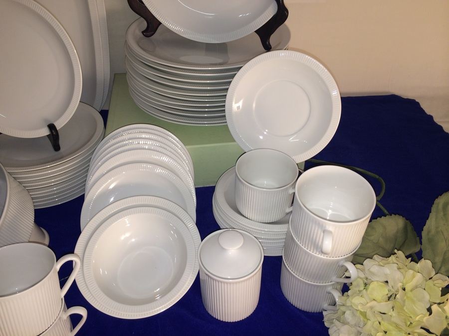 Arzberg China Set - Made in Germany [Photo 3]