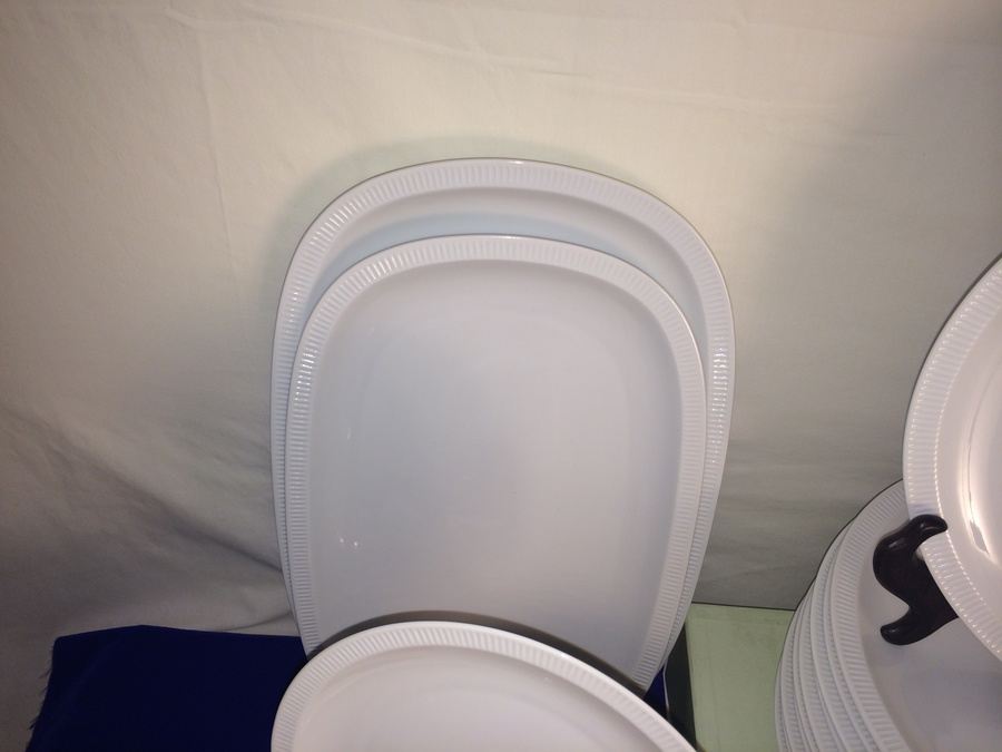 Arzberg China Set - Made in Germany [Photo 5]