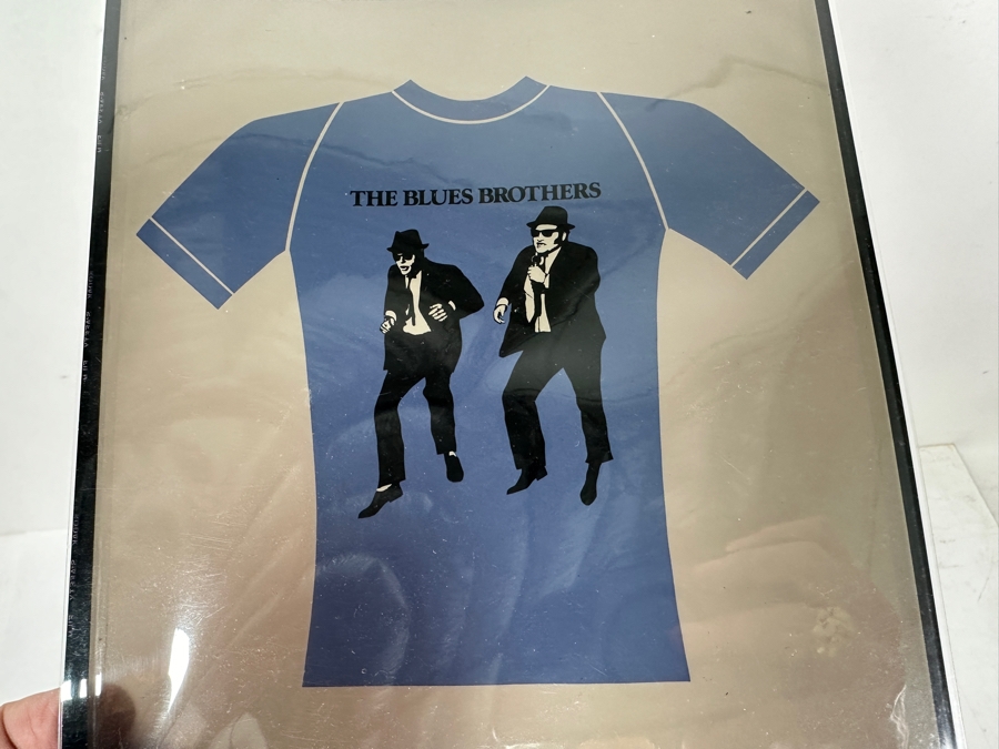 (1) Vintage 1980 Blues Brothers: Private Movie Softcover First Edition Book By Judith Jacklin & Tino Insana - Backstory Of Jolie Jake Blues And His Brother Elwood, Negative Of Blues Brothers T-Shirt And (36) Vintage Blues Brothers Buttons [Photo 8]