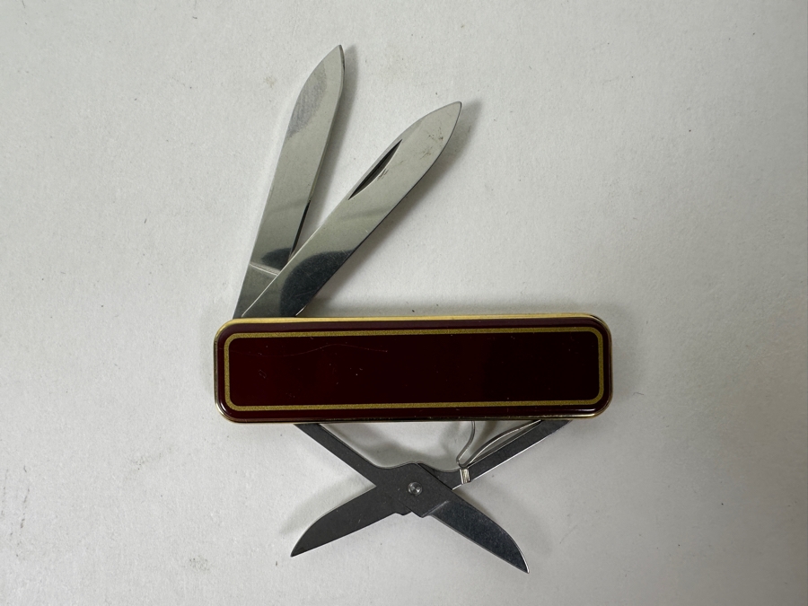 Victorinox Classic Deluxe De Luxe Swiss Army Knife Retired Luxury Version Of The Standard Classic Model With 18k Gold Plated Scales 2.25'L Retails $150 [Photo 4]