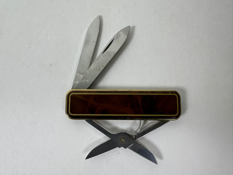 Victorinox Classic Deluxe De Luxe Swiss Army Knife Retired Luxury Version Of The Standard Classic Model With 18k Gold Plated Scales 2.25'L Retails $150 [Photo 5]