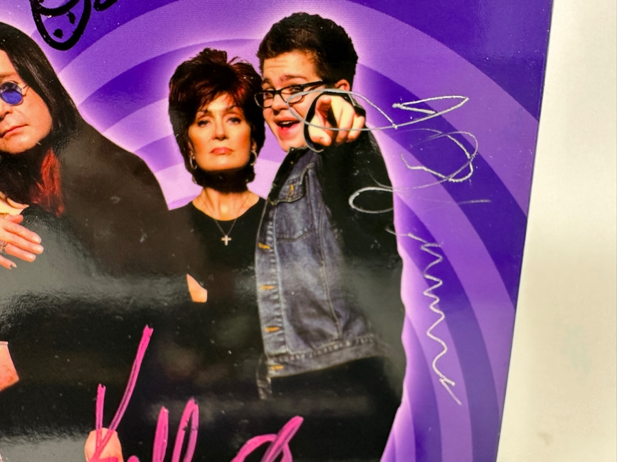Fully Autographed The Osbournes - The First Season Dvd Set Signed By Ozzy Osbourne As Well As Sharon Osbourne, Kelly Osbourne And Jack Osbourne Autographed In Person By Former Disney Employee - Estimate $2,000-$3,000 [Photo 9]