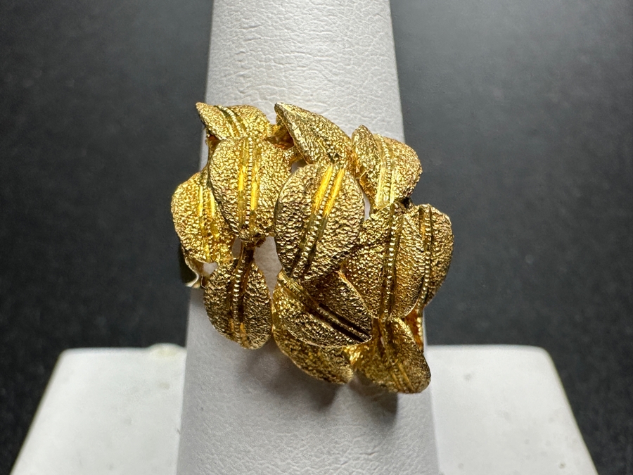 18k Gold Ring Size 8 5.0g [Photo 2]