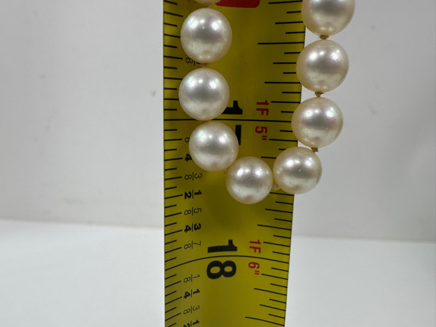 35' Single Strand Pearl Necklace [Photo 9]