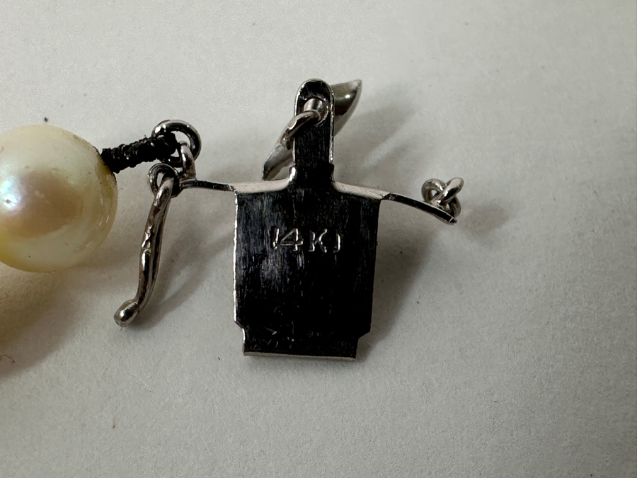 Stunning Single Strand 26' Pearl Necklace With 14k Gold Clasp Accented With Diamonds 55.7g [Photo 7]