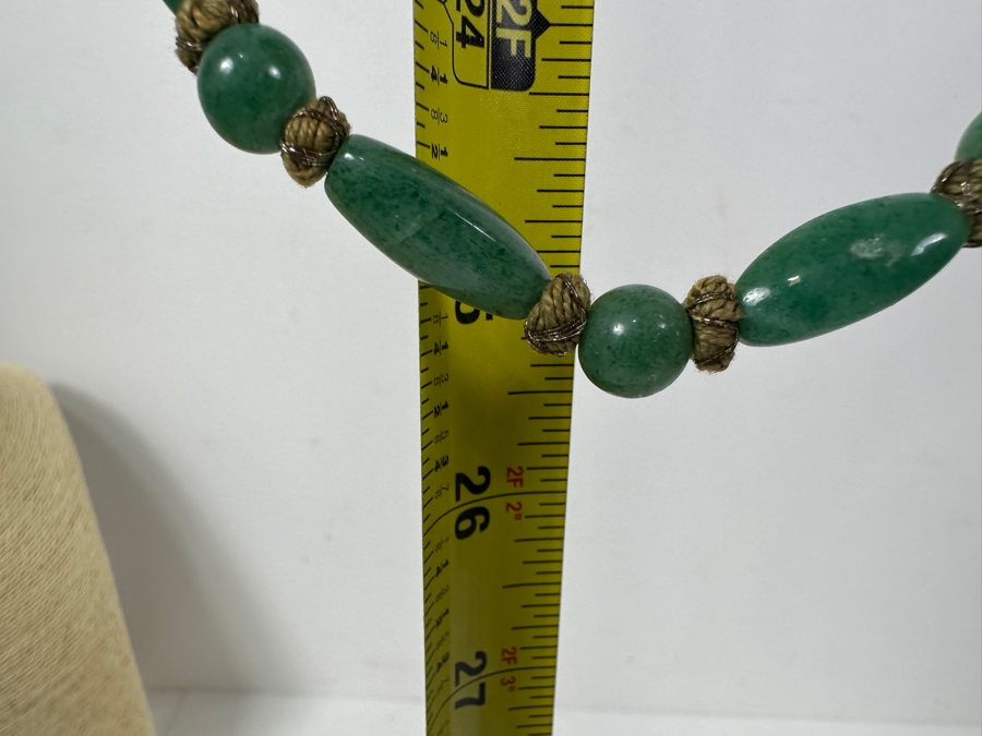 Wonderful Vintage Chinese Green Jade 50' Necklace [Photo 10]