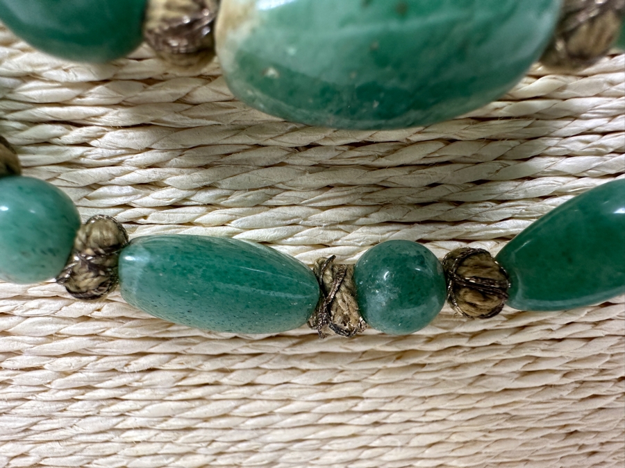 Wonderful Vintage Chinese Green Jade 50' Necklace [Photo 3]
