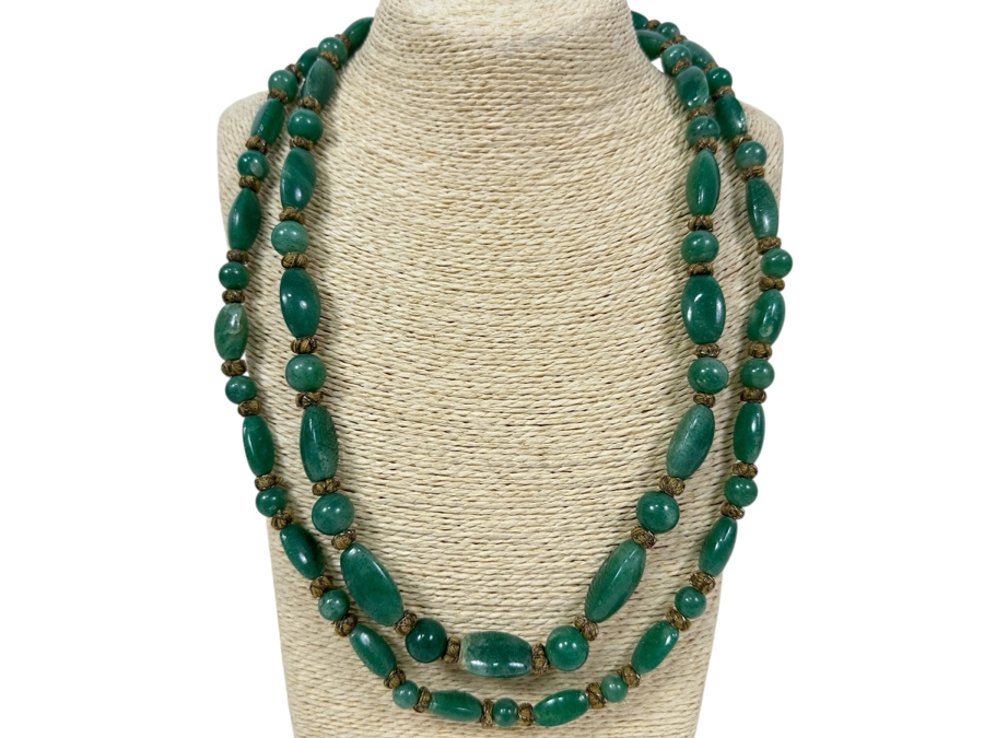 Wonderful Vintage Chinese Green Jade 50' Necklace