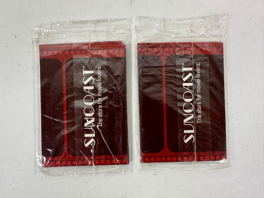 Pair Of Limited Edition Factory Sealed Quentin Tarantino Trading Cards [Photo 2]