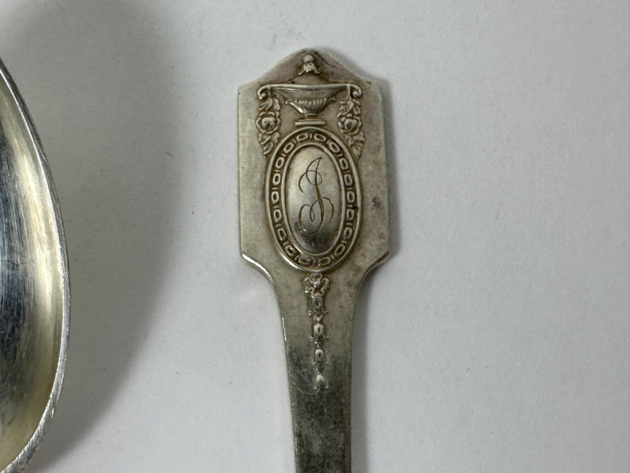 (3) Sterling Silver Spoons And Knife Spreader 109g [Photo 2]