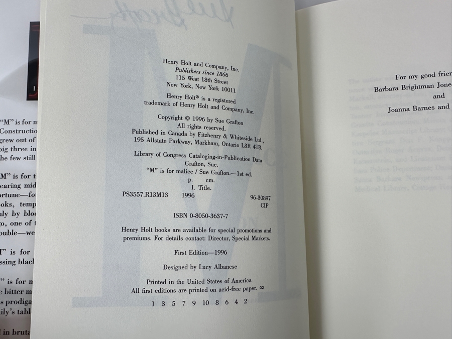 (6) First Edition Hardcover Books By Sue Grafton - Two Books Are Hand Signed By Sue Grafton [Photo 5]