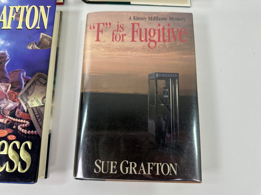 (6) First Edition Hardcover Books By Sue Grafton - Two Books Are Hand Signed By Sue Grafton [Photo 7]