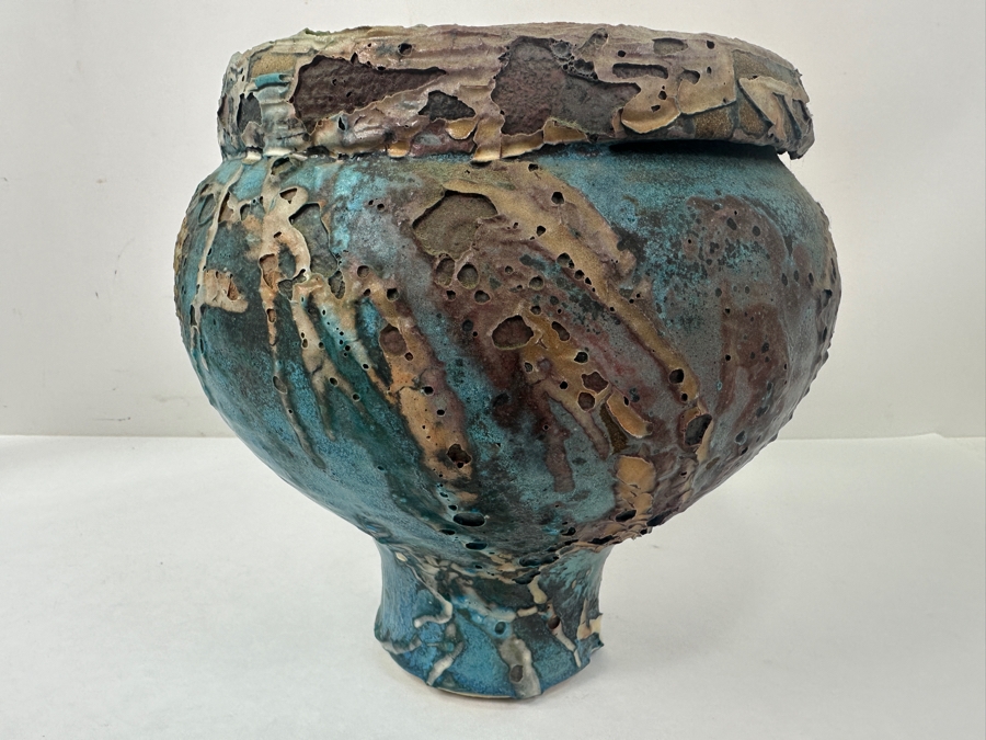 Vintage Art Pottery Vase Signed Underneath 9W X 9H [Photo 2]