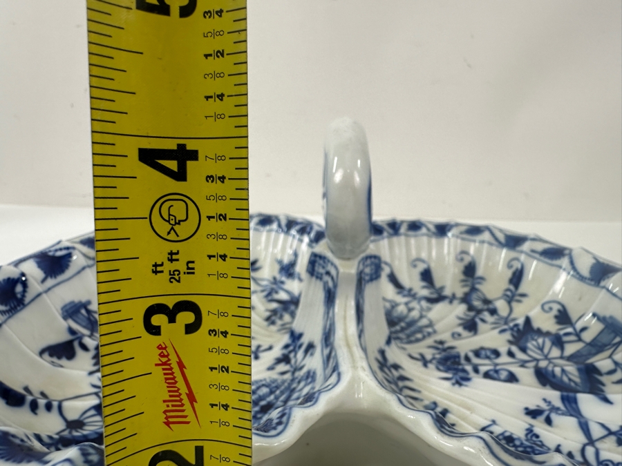 Meissen Germany Blue Onion Hand Painted Porcelain Double Tidbit Dish/Serving Tray with Handle 11'W x 9'D x 4'H [Photo 14]