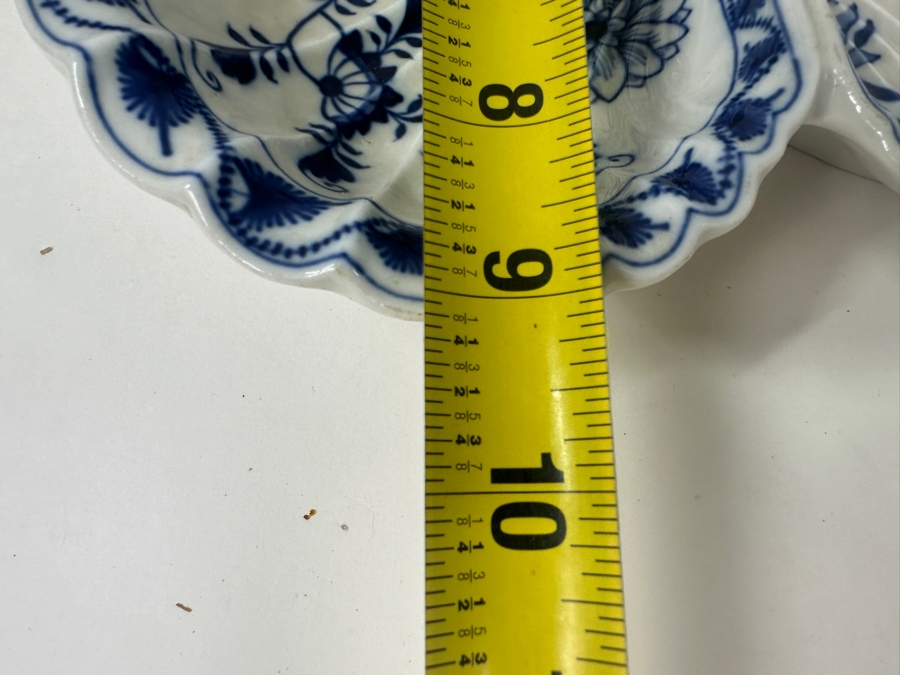 Meissen Germany Blue Onion Hand Painted Porcelain Double Tidbit Dish/Serving Tray with Handle 11'W x 9'D x 4'H [Photo 13]