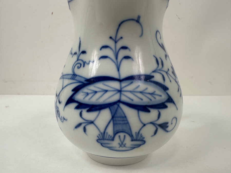 Meissen Germany Blue Onion Hand Painted Porcelain Mini Pitcher 5'H [Photo 7]