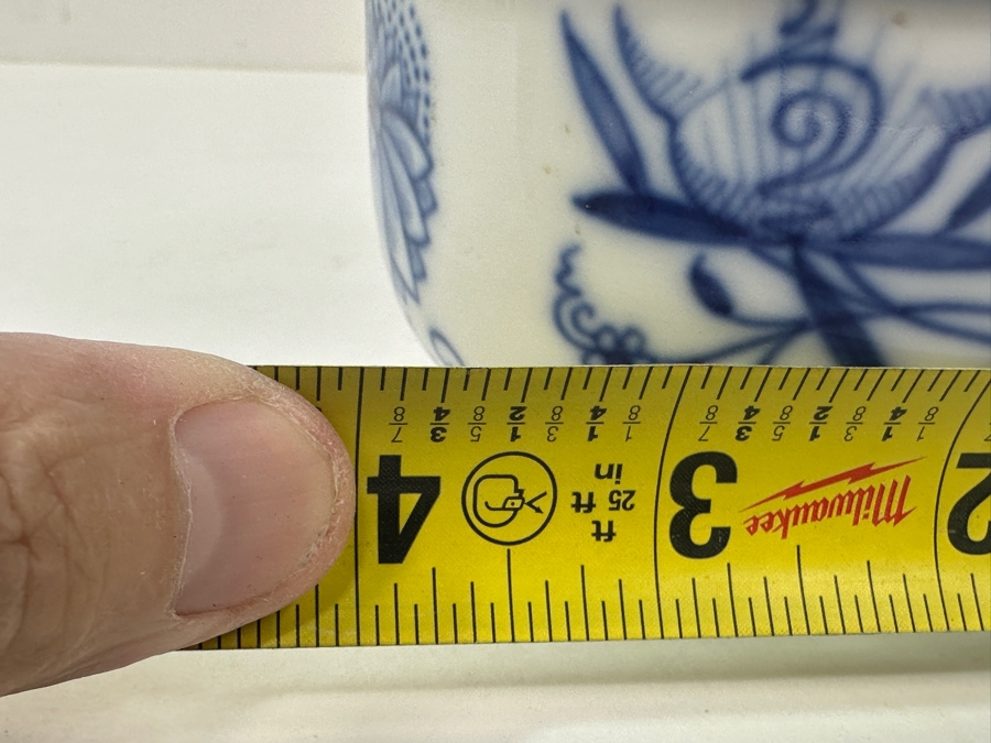 Meissen Germany Blue Onion Hand Painted Porcelain Sugar Bowl 4'W x 4'H [Photo 11]