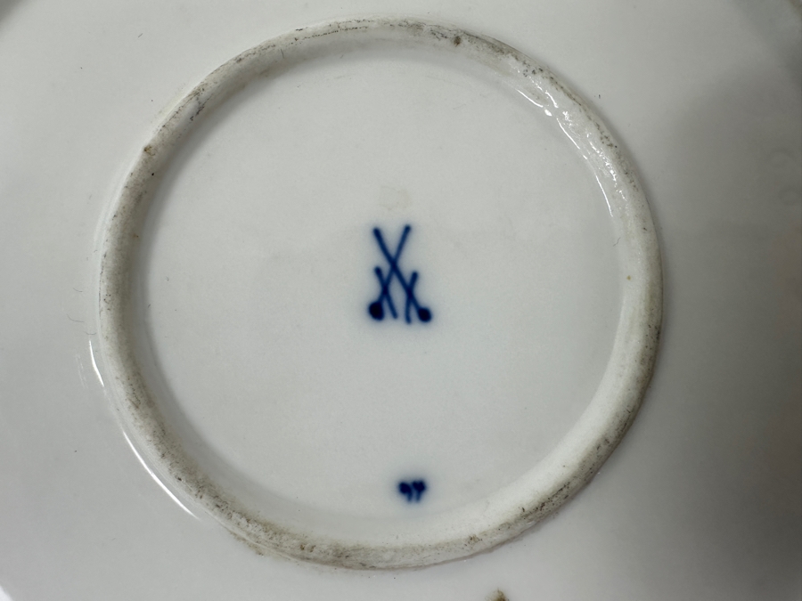 Meissen Germany Blue Onion Hand Painted Porcelain Dish/Bowl 4.75'W x 1.25'H [Photo 10]