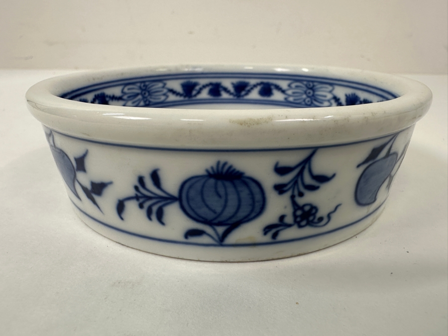 Meissen Germany Blue Onion Hand Painted Porcelain Dish/Bowl 4.75'W x 1.25'H [Photo 8]