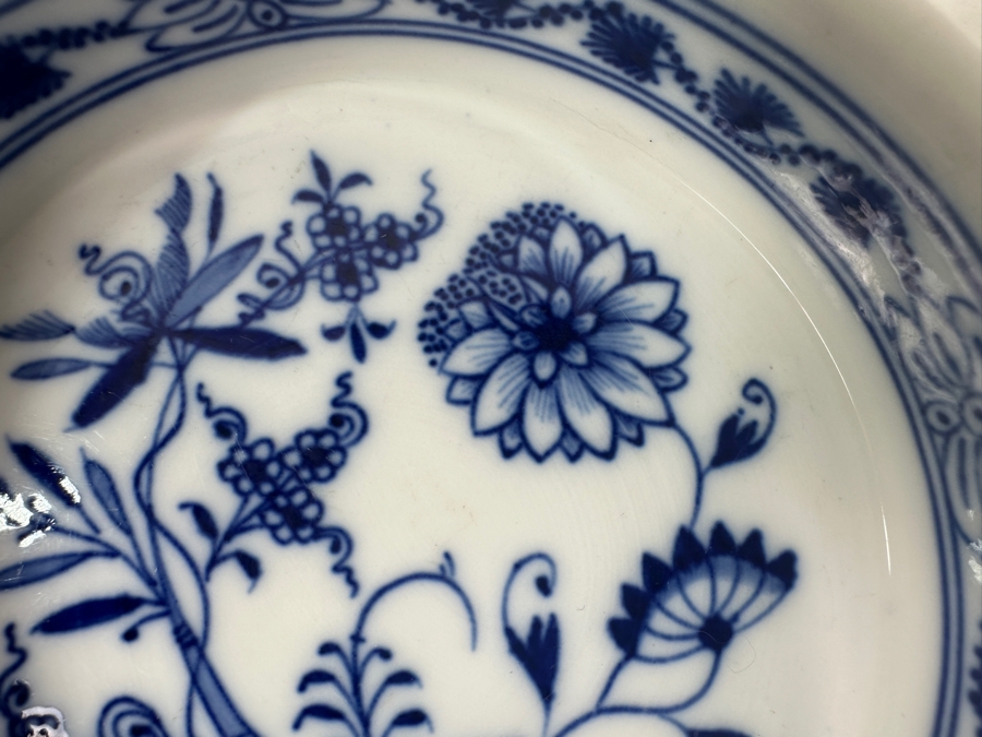 Meissen Germany Blue Onion Hand Painted Porcelain Dish/Bowl 4.75'W x 1.25'H [Photo 6]
