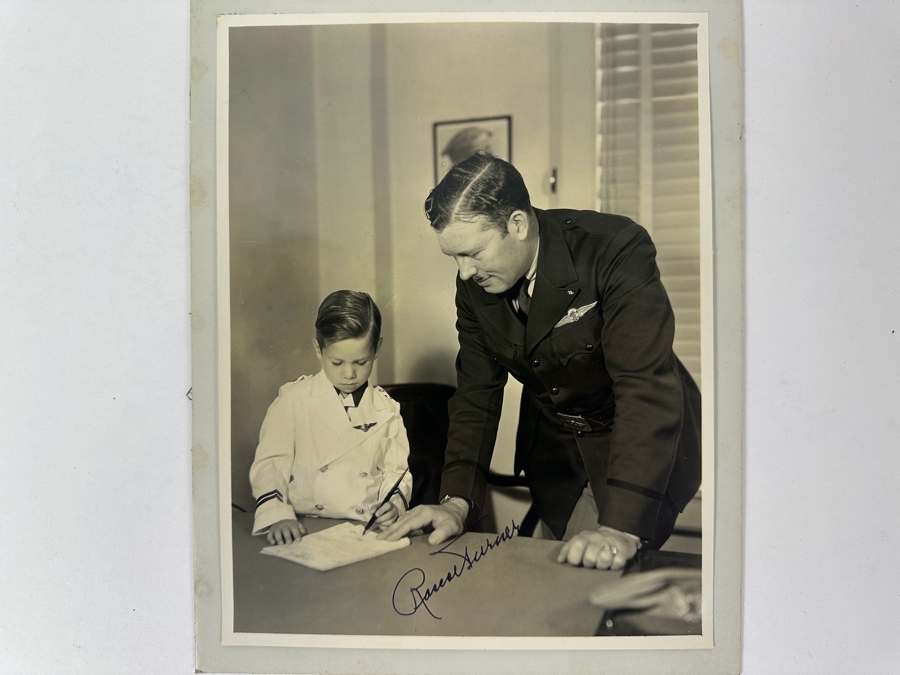 Historic Aviator Roscoe Turner Vintage Signed 8x10 Photograph [Photo 2]