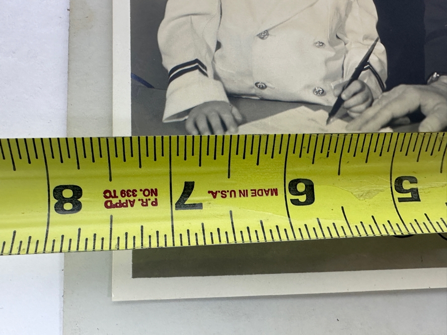 Historic Aviator Roscoe Turner Vintage Signed 8x10 Photograph [Photo 9]