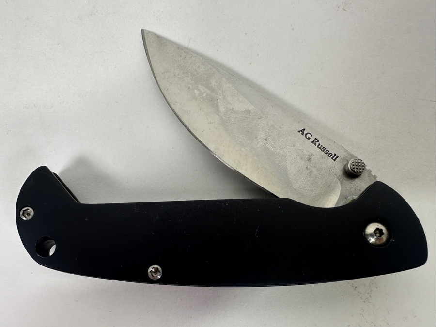 A.G. Russell Folding Knife with Lockback Mechanism 7'L [Photo 2]