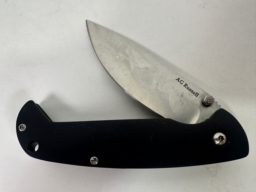 A.G. Russell Folding Knife with Lockback Mechanism 7'L [Photo 3]