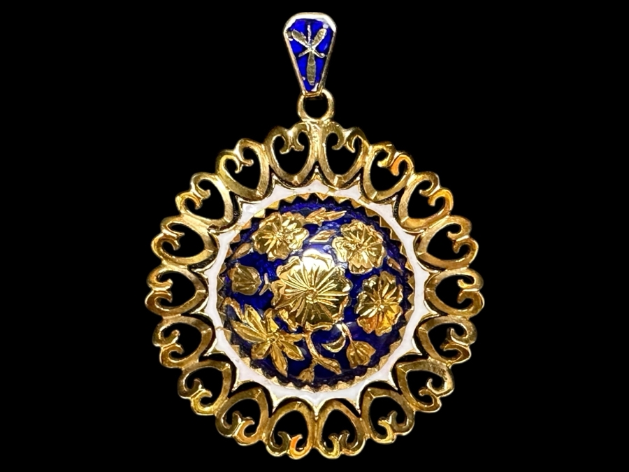 18k Gold Antique Art Nouveau Hand Engraved Enamel Floral Pendant 7.8g Retails $3,400