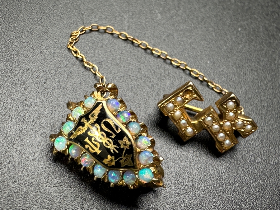 12k Gold Opal / Seed Pearl Psi Omega Dental Pin 3.7g (Missing (1) Opal And (1) Seed Pearl) Estimate $500 [Photo 2]