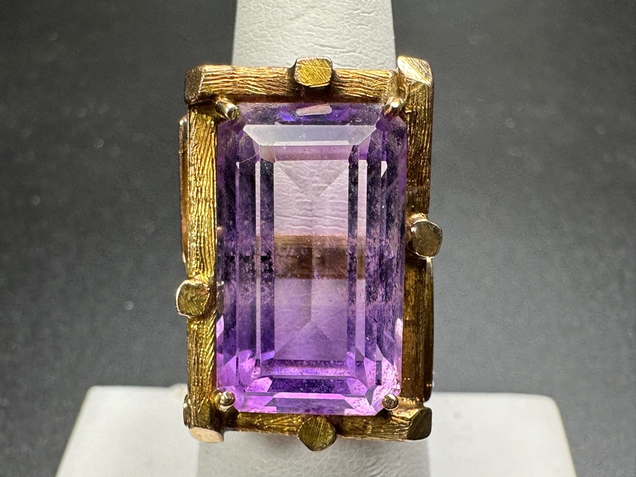 Large 14k Gold 19x11 Amethyst Ring 9.8g Size 6 Retails $3,000 [Photo 2]
