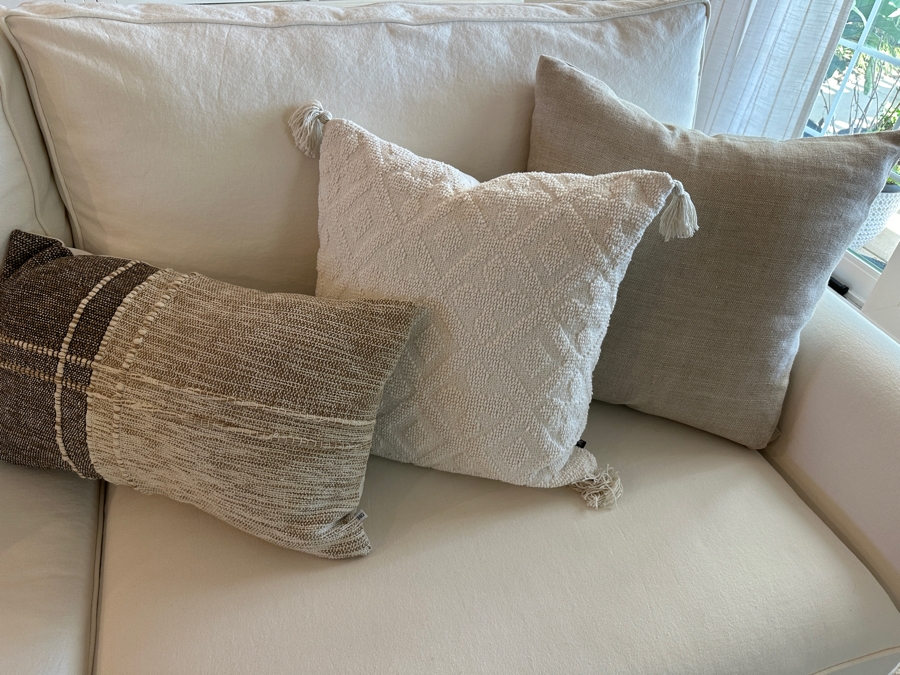 Pottery Barn Slipcovered Sofa 94'W X 40'D X 40'H With Five Throw Pillows [Photo 12]