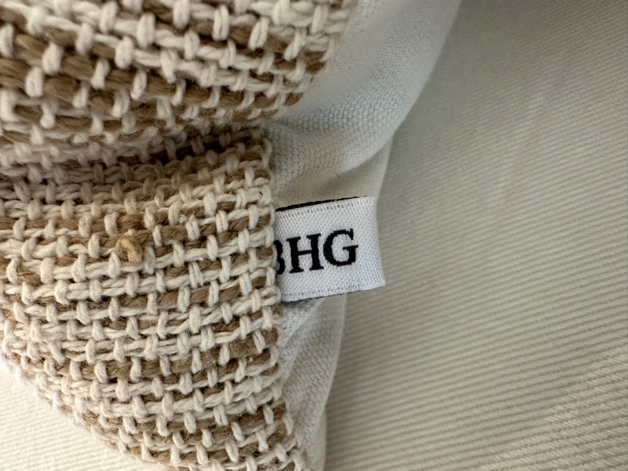 Pottery Barn Slipcovered Sofa 94'W X 40'D X 40'H With Five Throw Pillows [Photo 14]