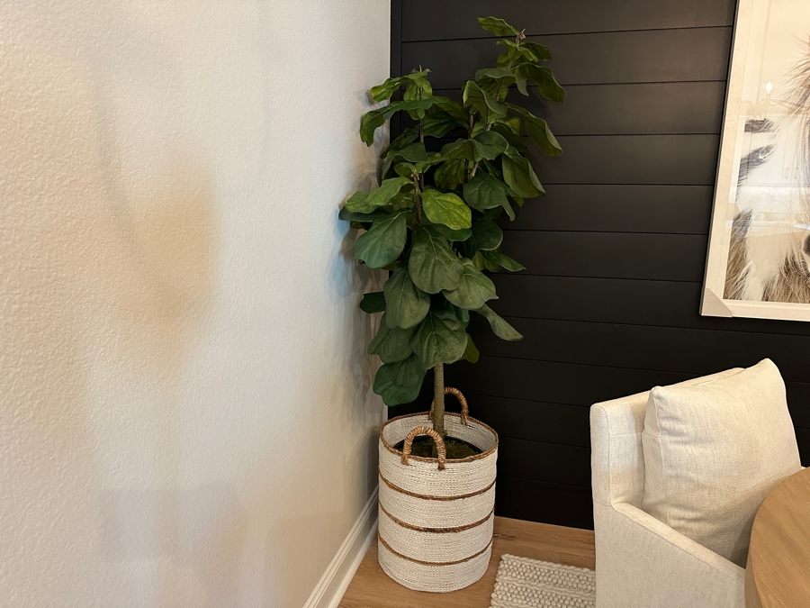 Artificial Indoor Plant With Planter 73'H