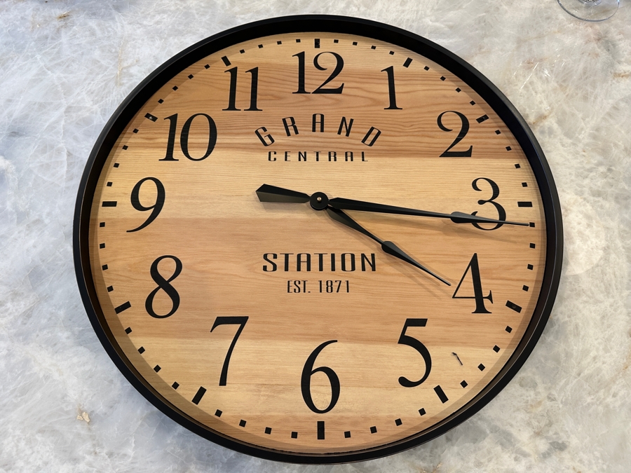 26' Grand Central Station Wall Clock [Photo 2]