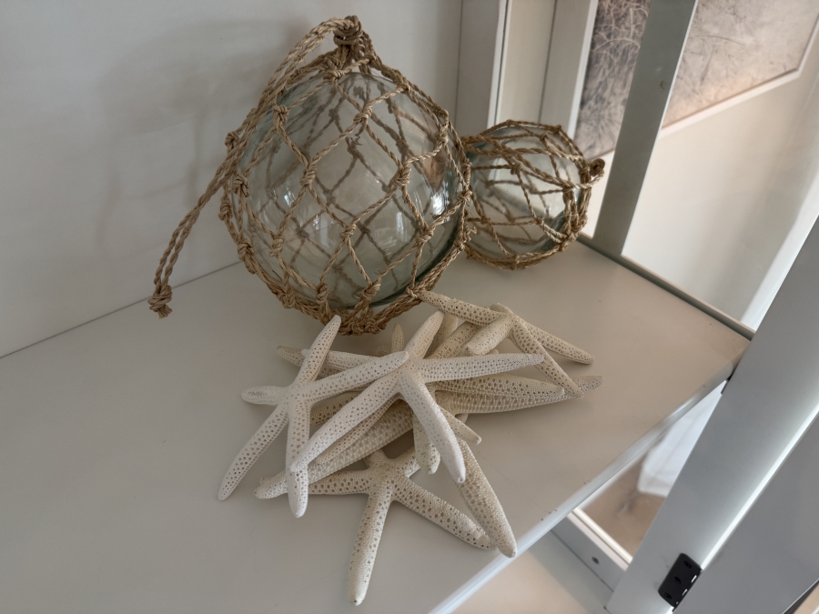 Lot of Decorative Glass Fishing Floats and Starfish 4'W [Photo 2]