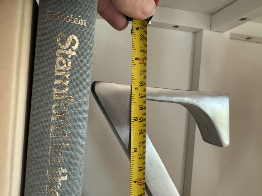 A to Z Metal Bookends with Four Hardcover Books 7'H [Photo 3]