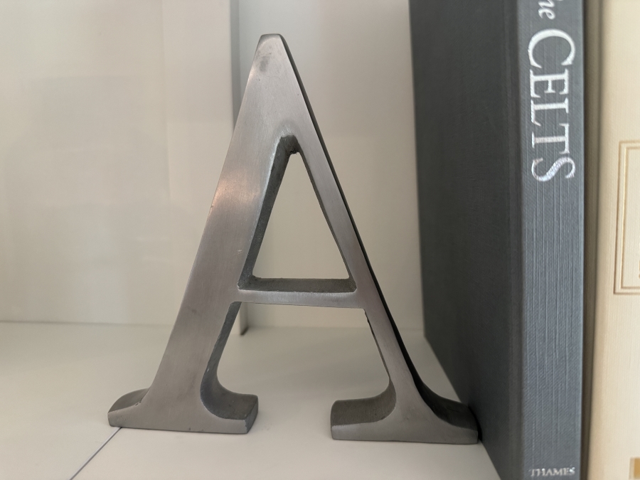 A to Z Metal Bookends with Four Hardcover Books 7'H [Photo 2]