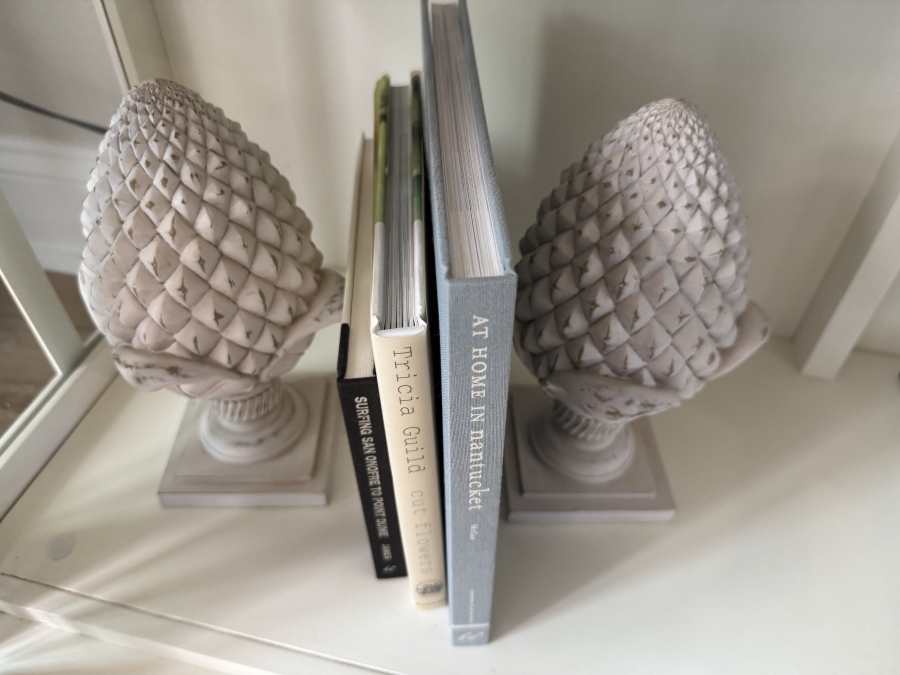 Pair of Pinecone Finial Bookends with Decorative Books [Photo 2]